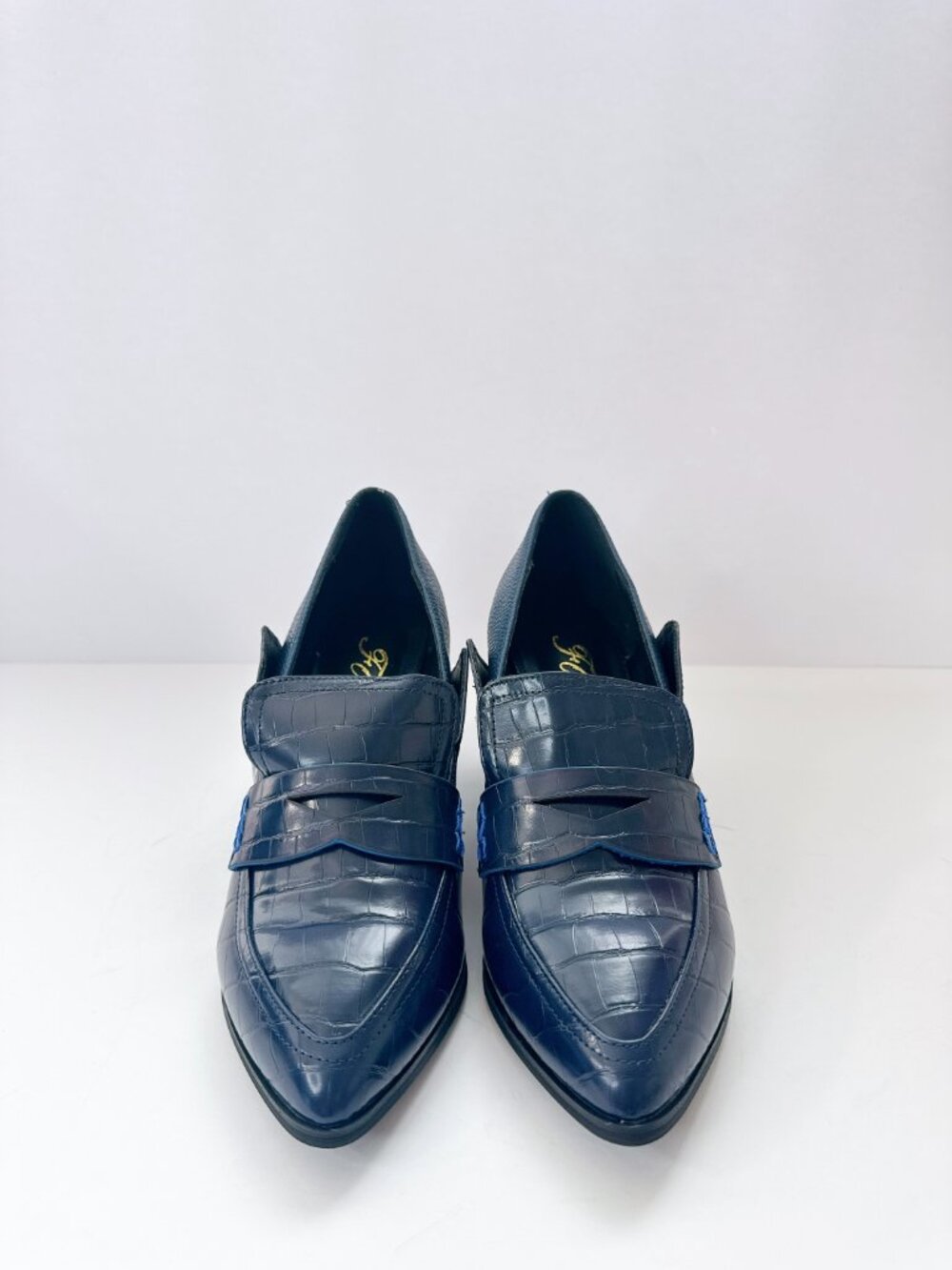 Size 6 Women’s Dark Blue Croc Embossed Heeled Loafers Block Heel Pump FOWT